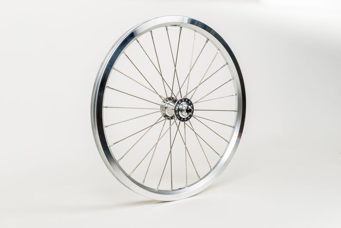 BROMPTON Superlight Front Wheel - Silver click to zoom image