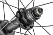 DT SWISS ARC 1400 DICUT wheel, carbon clincher 62 x 17 mm rim, rear click to zoom image
